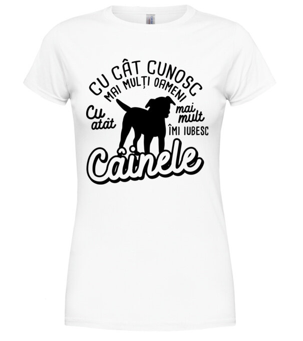  model  pe tricou