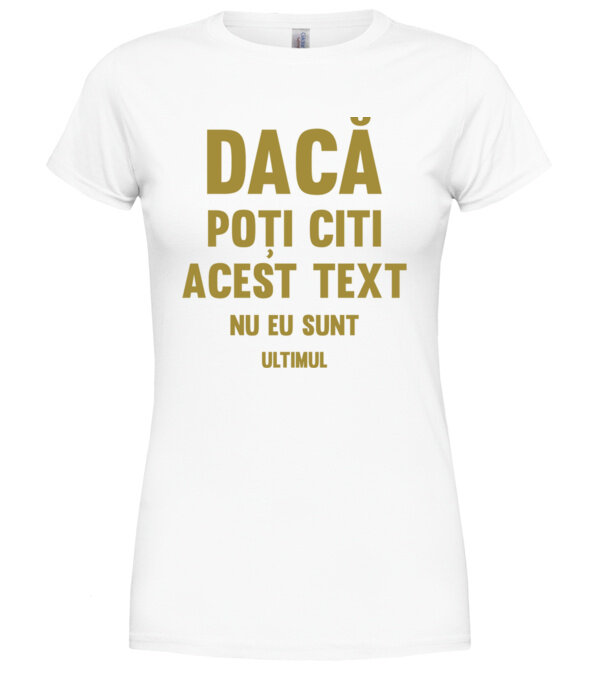  model  pe tricou