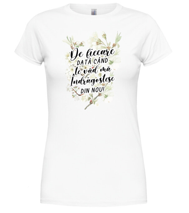  model  pe tricou