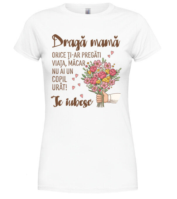  model  pe tricou