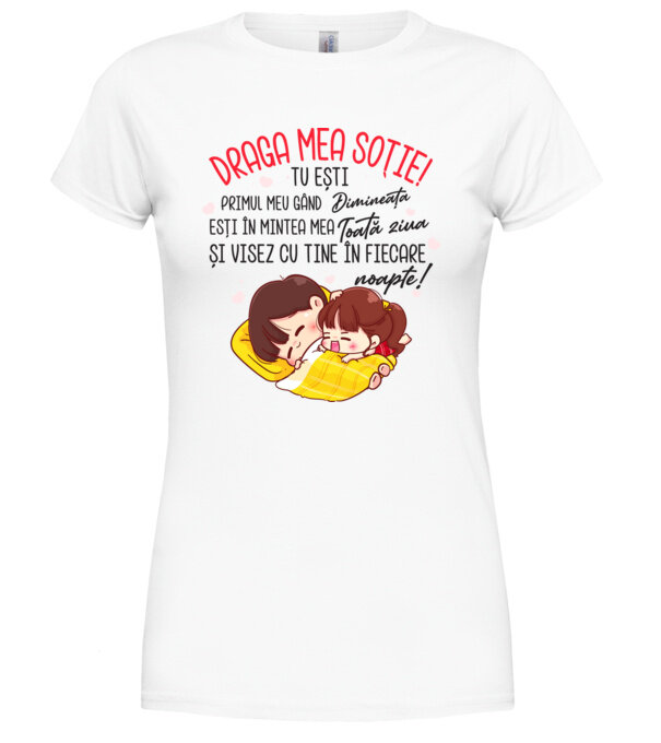  model  pe tricou