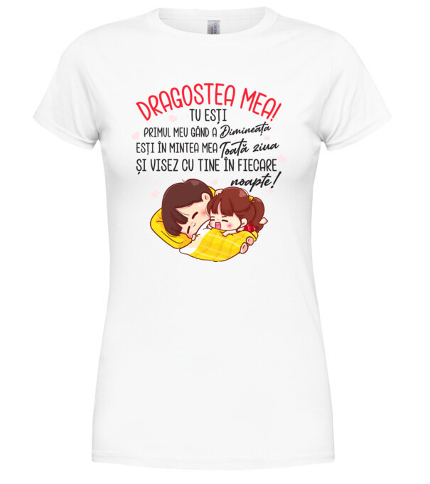  model  pe tricou