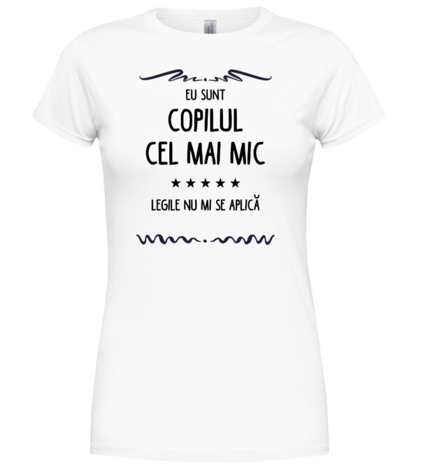  model  pe tricou