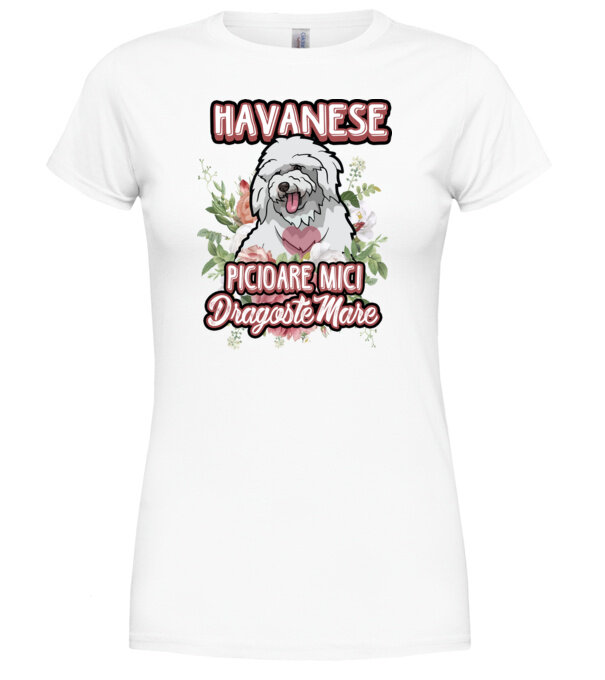  model  pe tricou