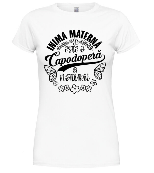  model  pe tricou