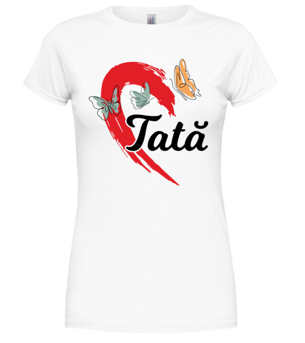  model  pe tricou
