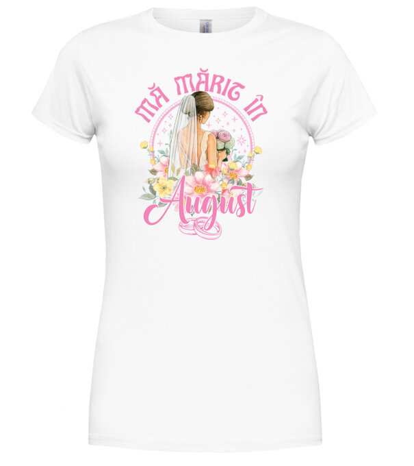  model  pe tricou