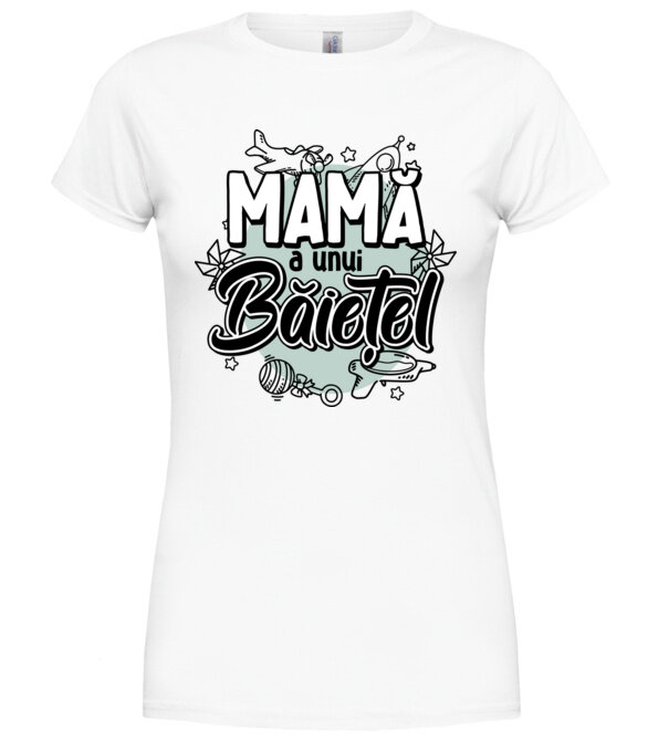  model  pe tricou