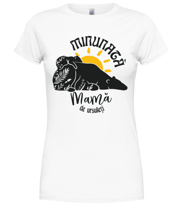  model  pe tricou