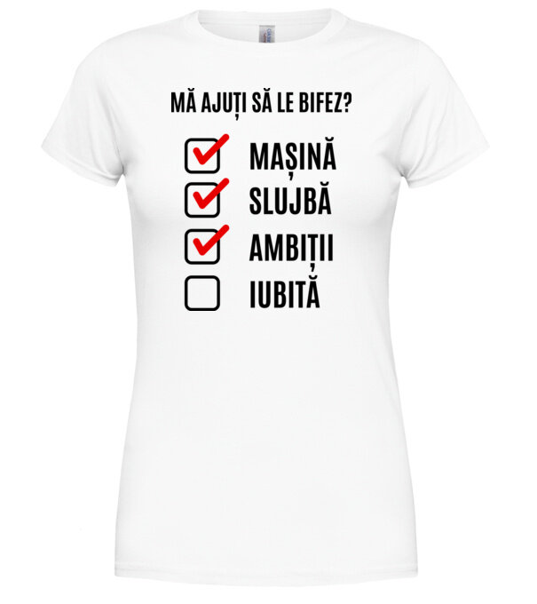  model  pe tricou