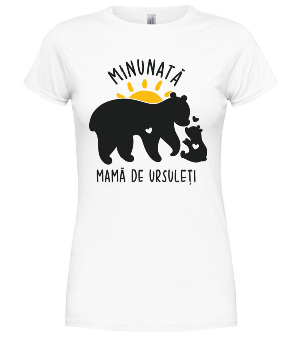  model  pe tricou