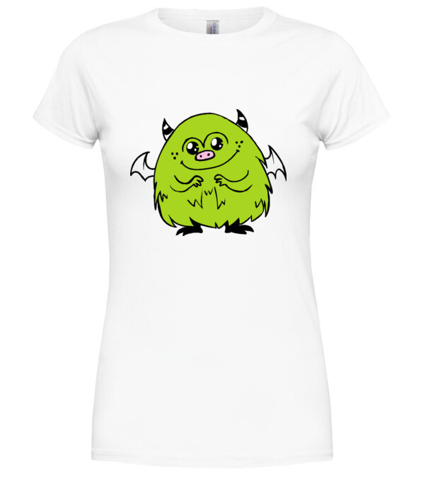  model  pe tricou