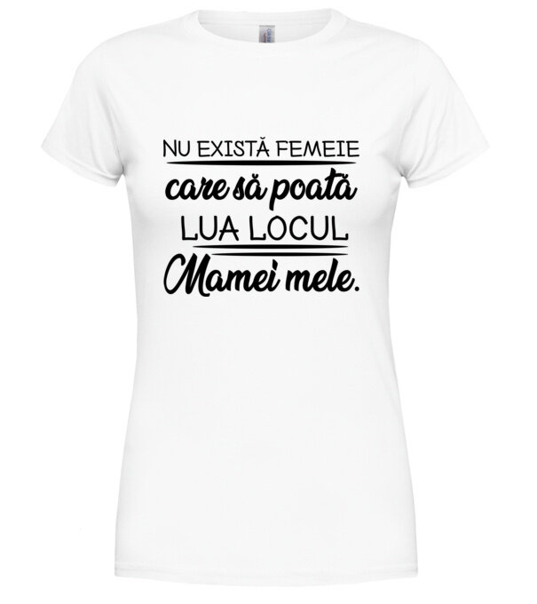  model  pe tricou
