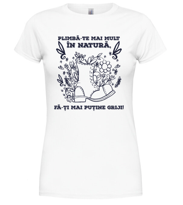  model  pe tricou