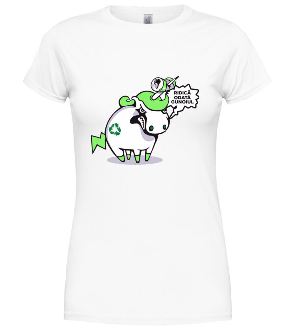  model  pe tricou