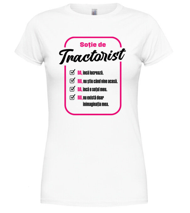  model  pe tricou