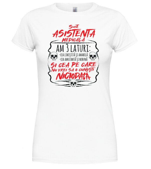  model  pe tricou