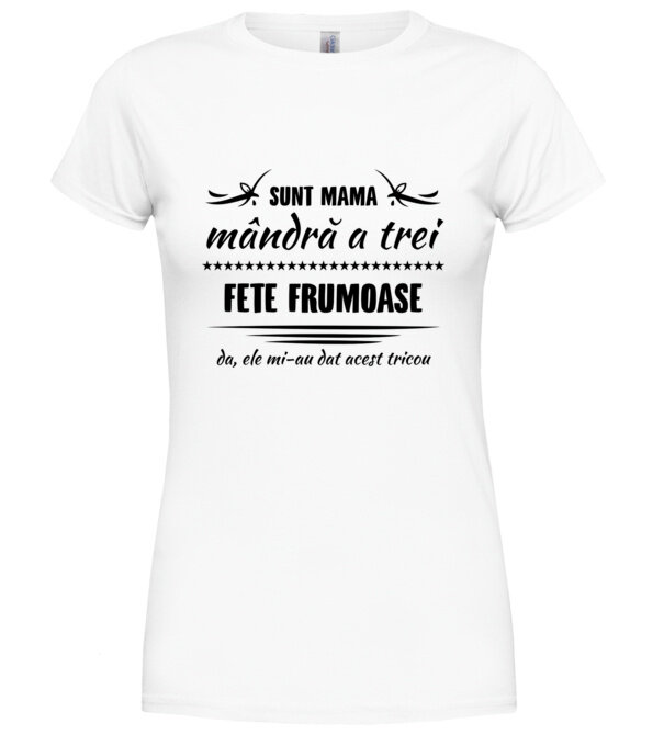  model  pe tricou