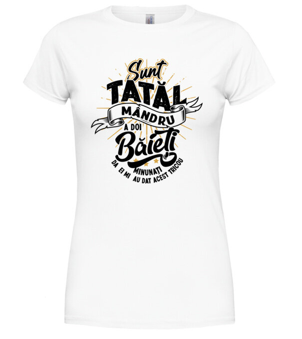  model  pe tricou