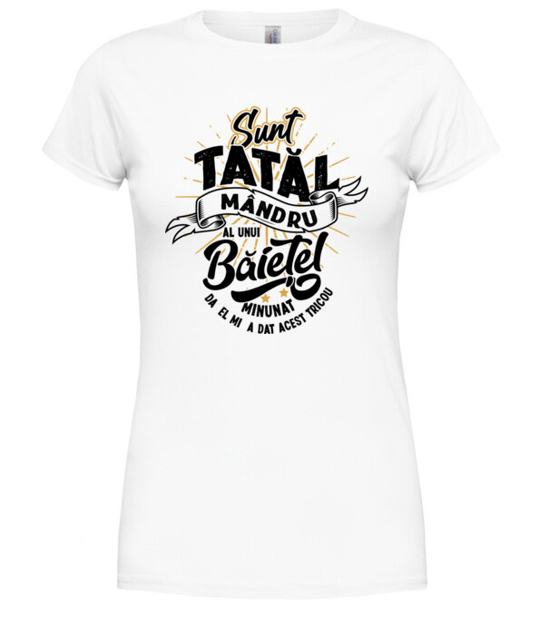  model  pe tricou