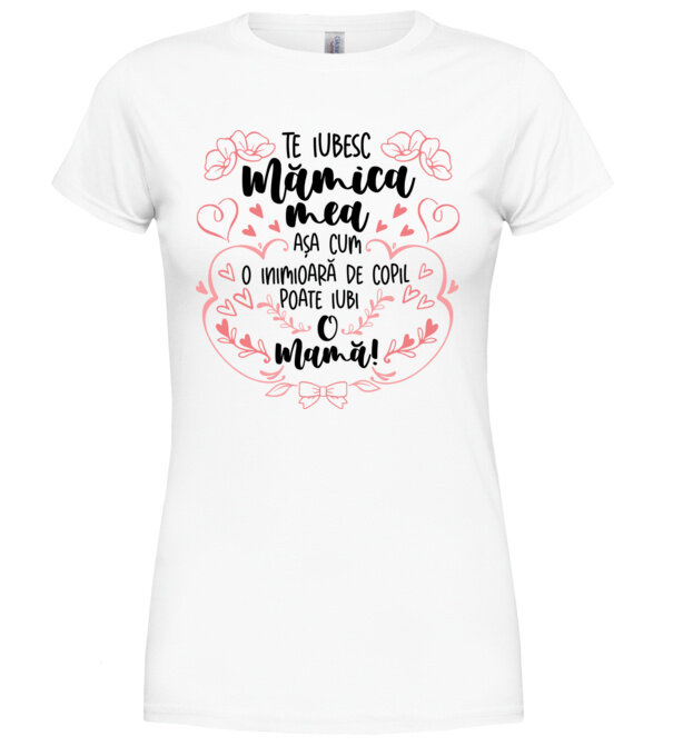  model  pe tricou