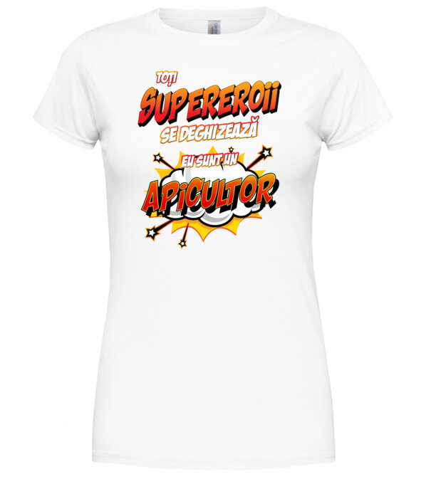  model  pe tricou