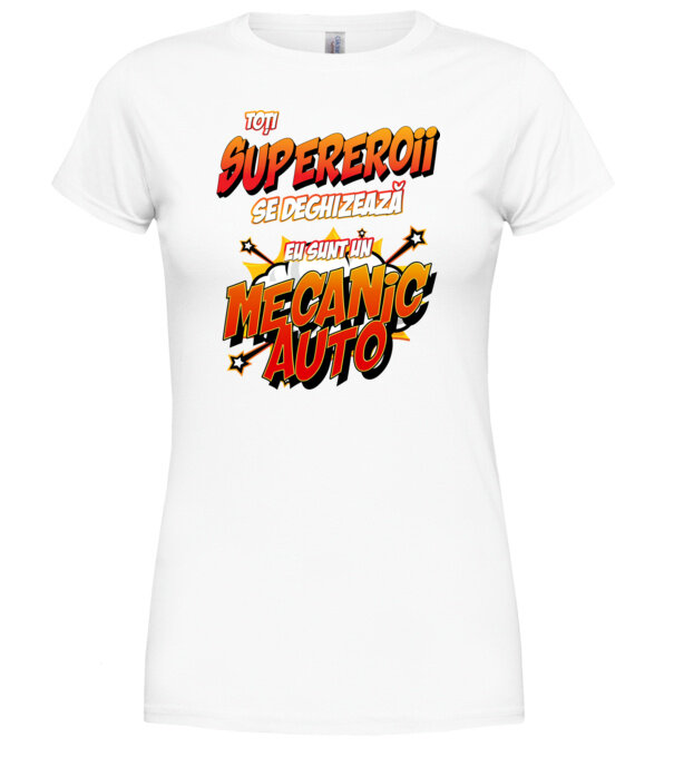  model  pe tricou