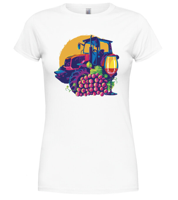  model  pe tricou