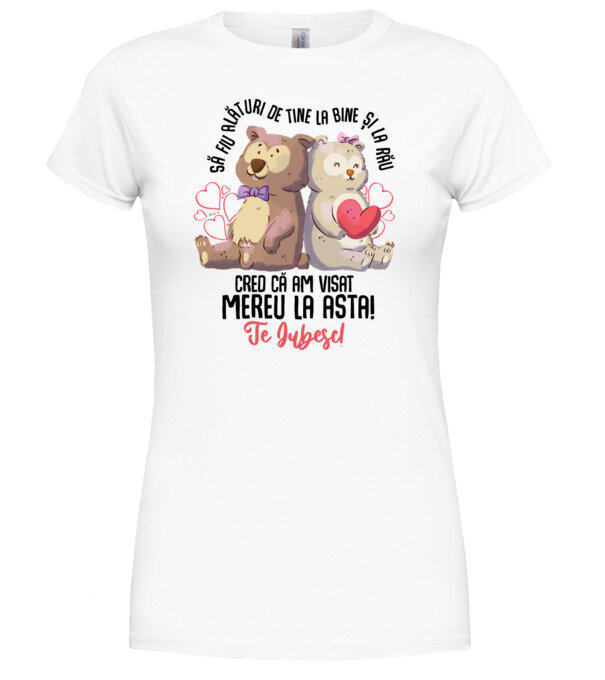  model  pe tricou