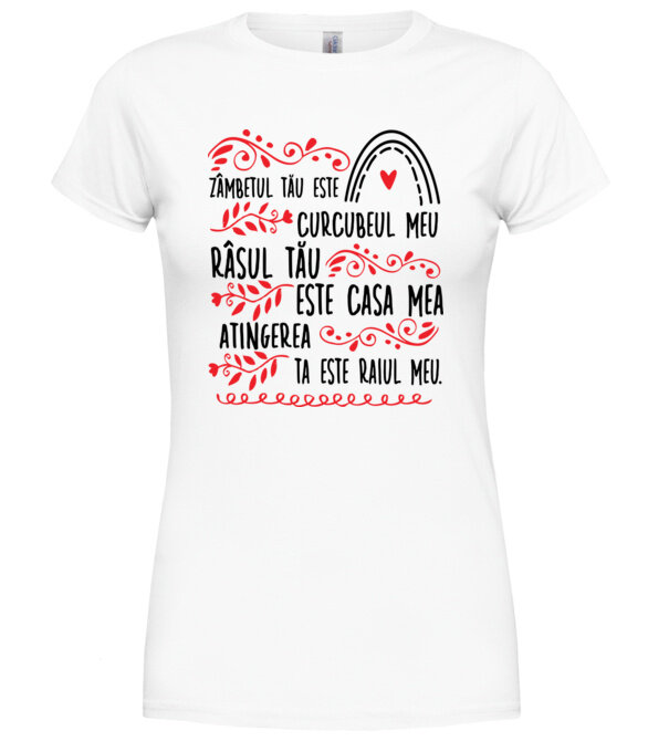  model  pe tricou