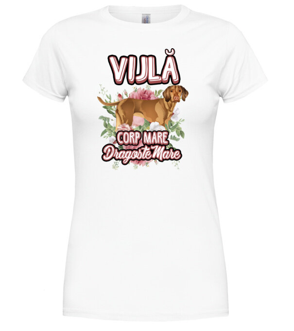  model  pe tricou