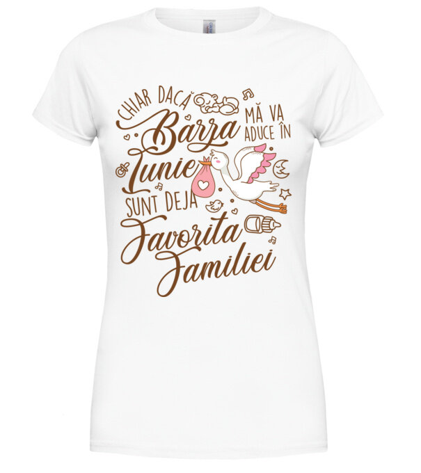  model  pe tricou