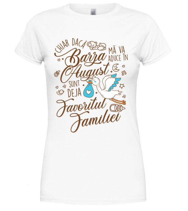  model  pe tricou