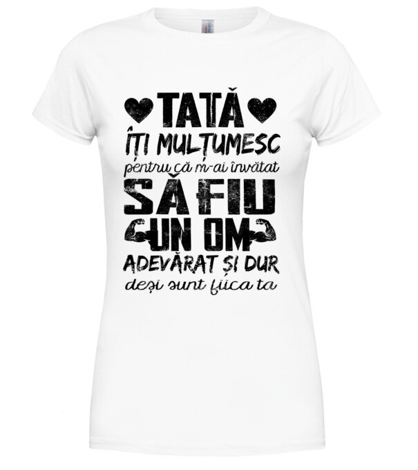  model  pe tricou