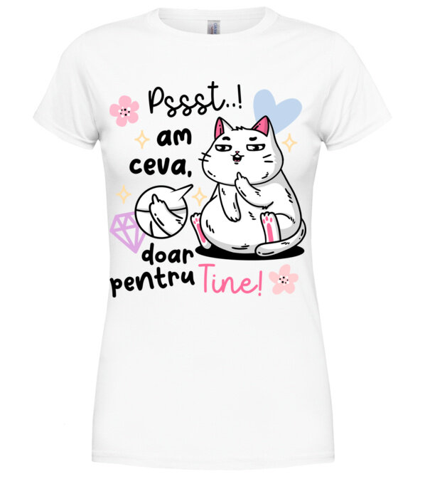  model  pe tricou