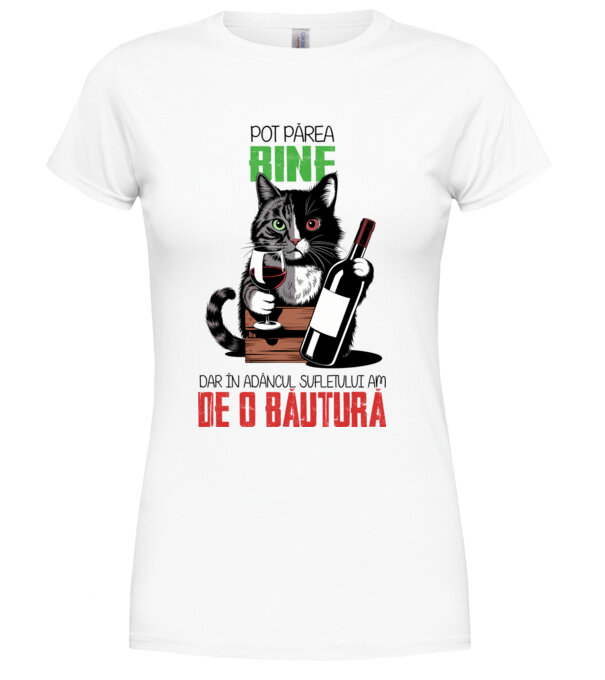  model  pe tricou