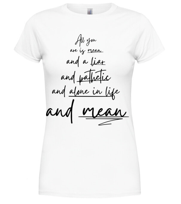  model  pe tricou