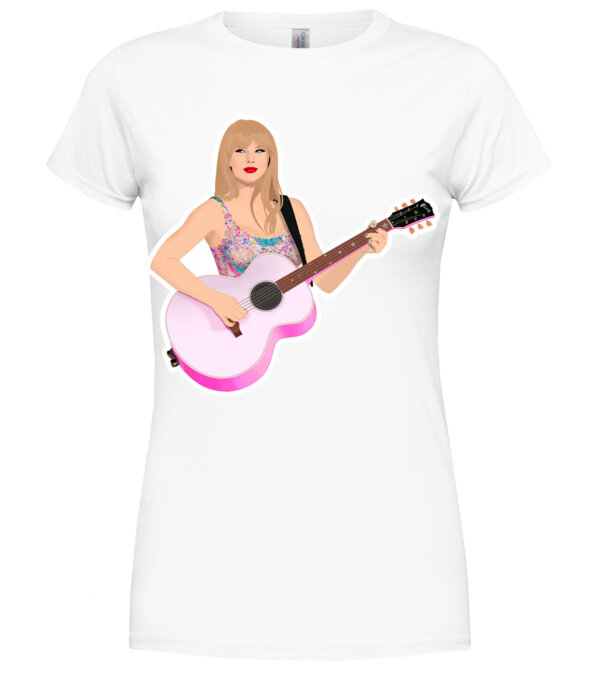  model  pe tricou