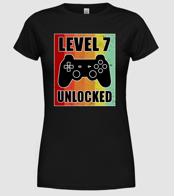 level 7 unlocked retro gamer model negru pe tricou