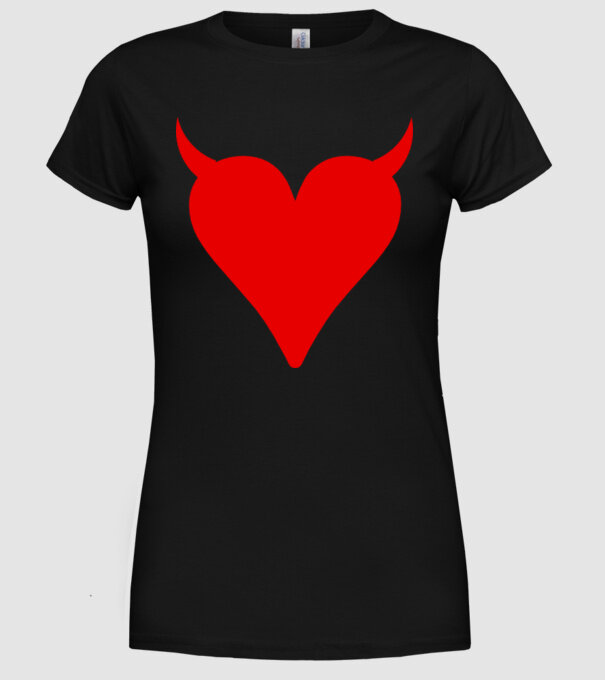 Inimă de diavol model negru pe tricou