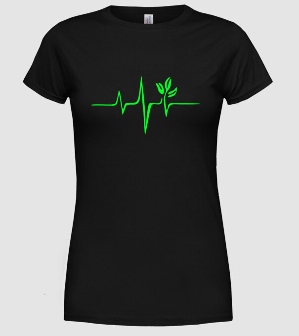 vegan heartbeat model negru pe tricou