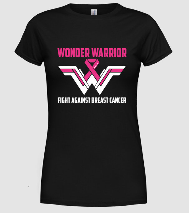 WONDER WARRIOR model negru pe tricou