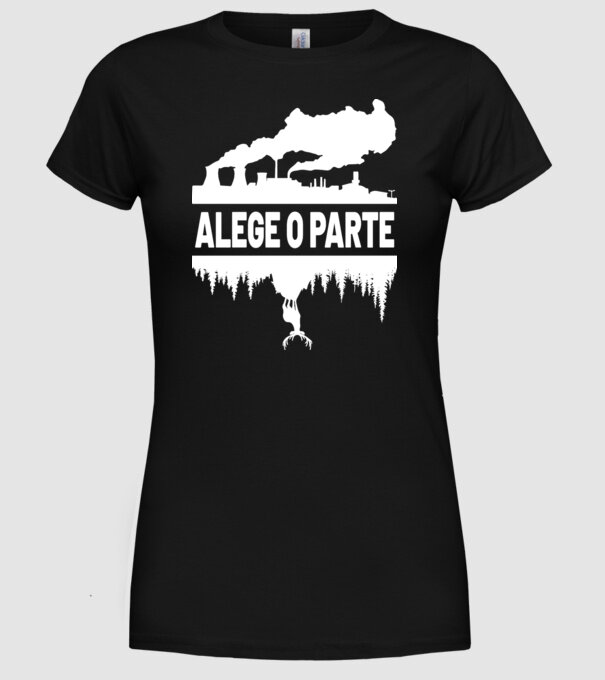 Alege o parte model negru pe tricou