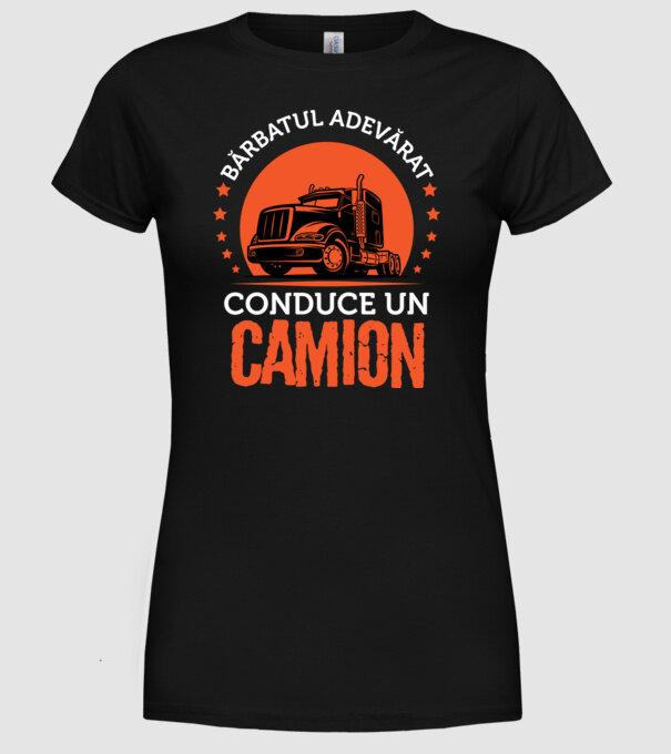 Bărbatul adevărat conduce un camion model negru pe tricou