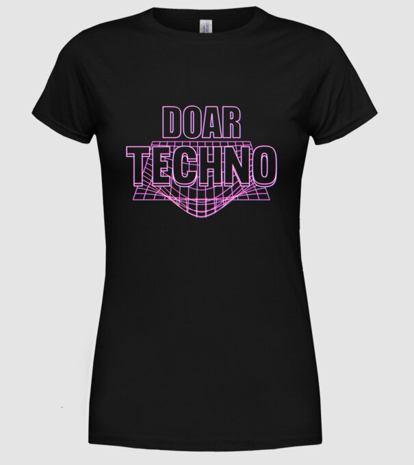 Doar techno model negru pe tricou