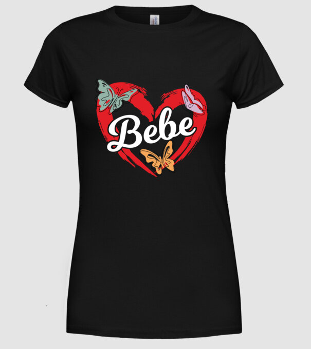 Bebe model negru pe tricou