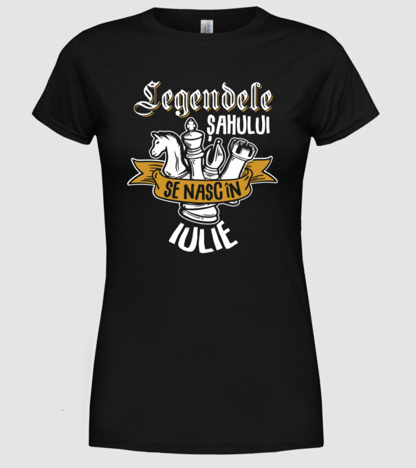 Legendele șahului se nasc în iulie model negru pe tricou