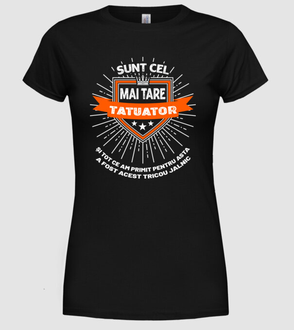 sunt cel mai tare tatuator și tot ce am primit pentru asta a fost acest tricou jalnic model negru pe tricou