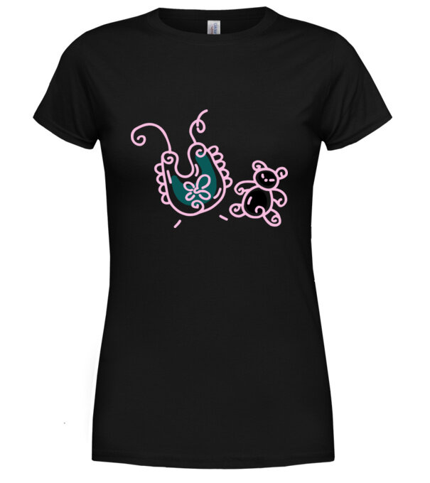  model  pe tricou