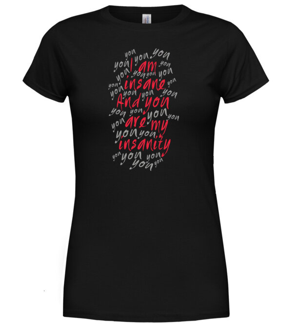  model  pe tricou